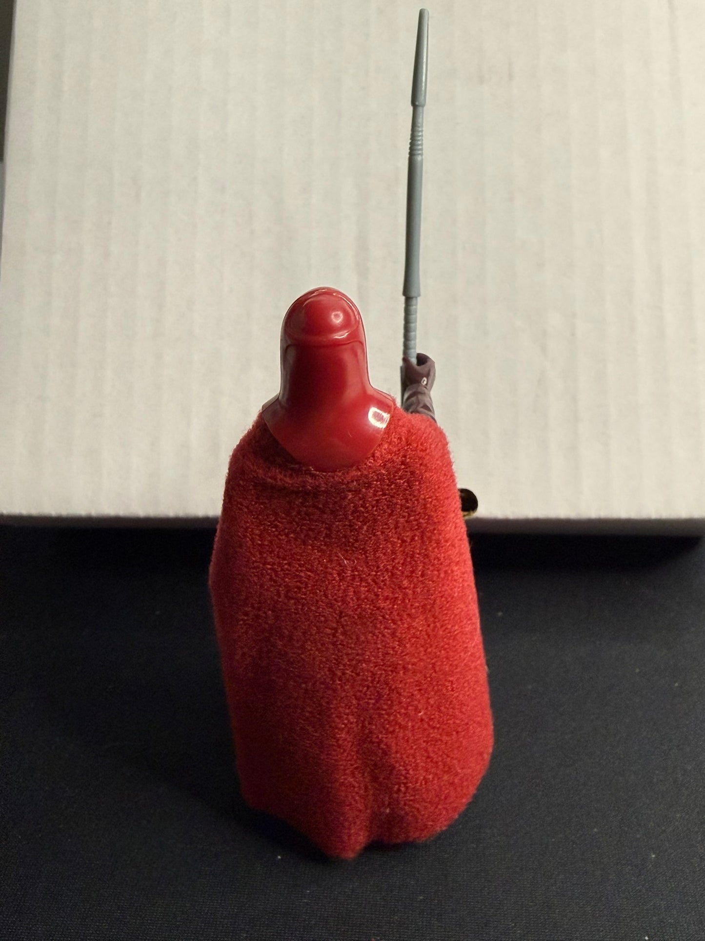 Vintage 1983 Kenner Star Wars Emperor’s Royal Guard Complete w/ Cloak & Pike – Excellent Condition - New England Consignment and Collectables
