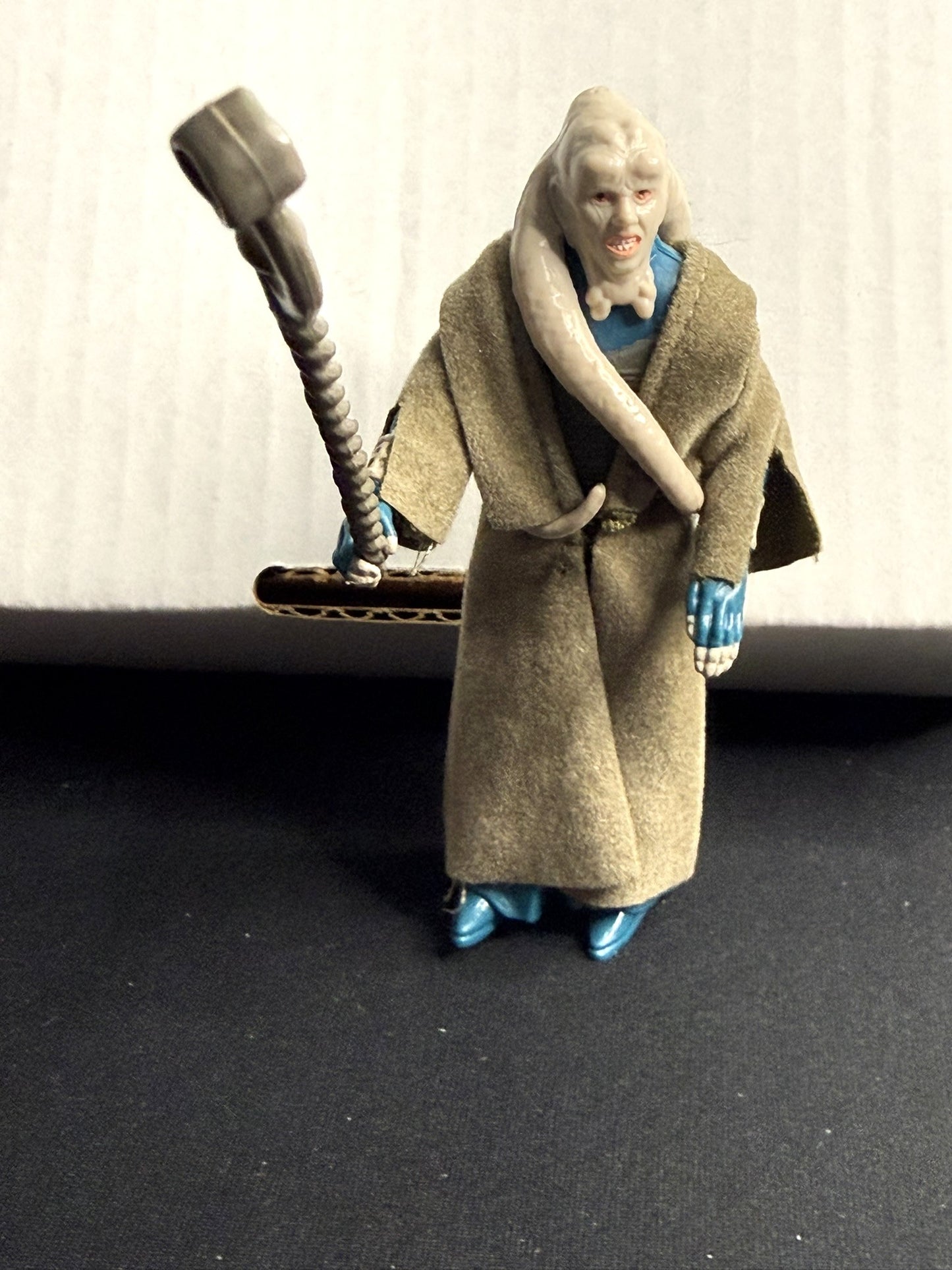 Vintage 1983 Kenner Star Wars Bib Fortuna Complete w/ Original Staff – Excellent Condition - New England Consignment and Collectables