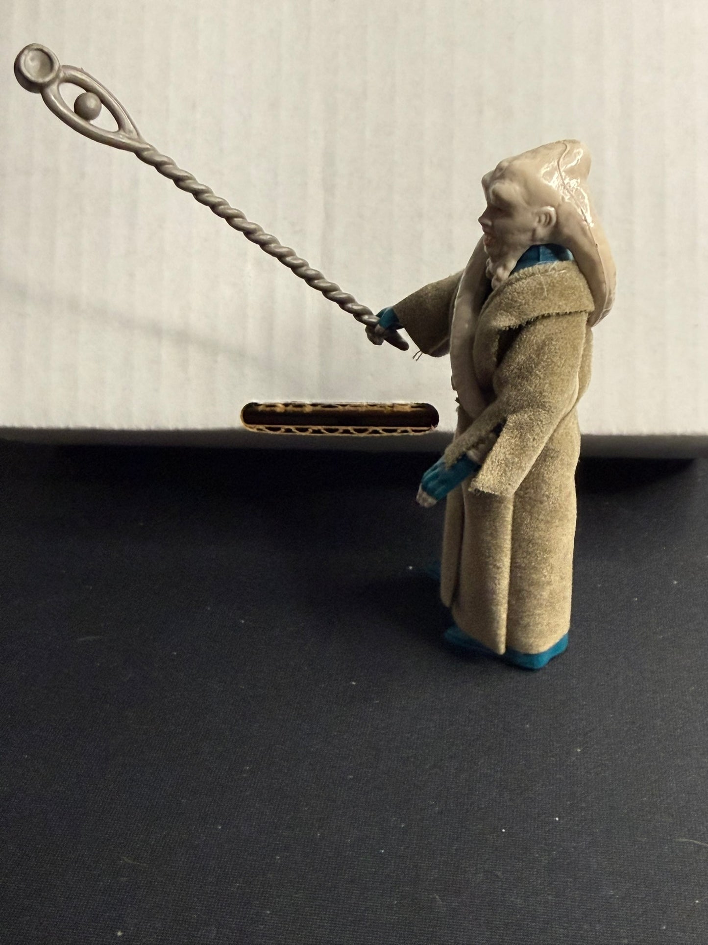 Vintage 1983 Kenner Star Wars Bib Fortuna Complete w/ Original Staff – Excellent Condition - New England Consignment and Collectables
