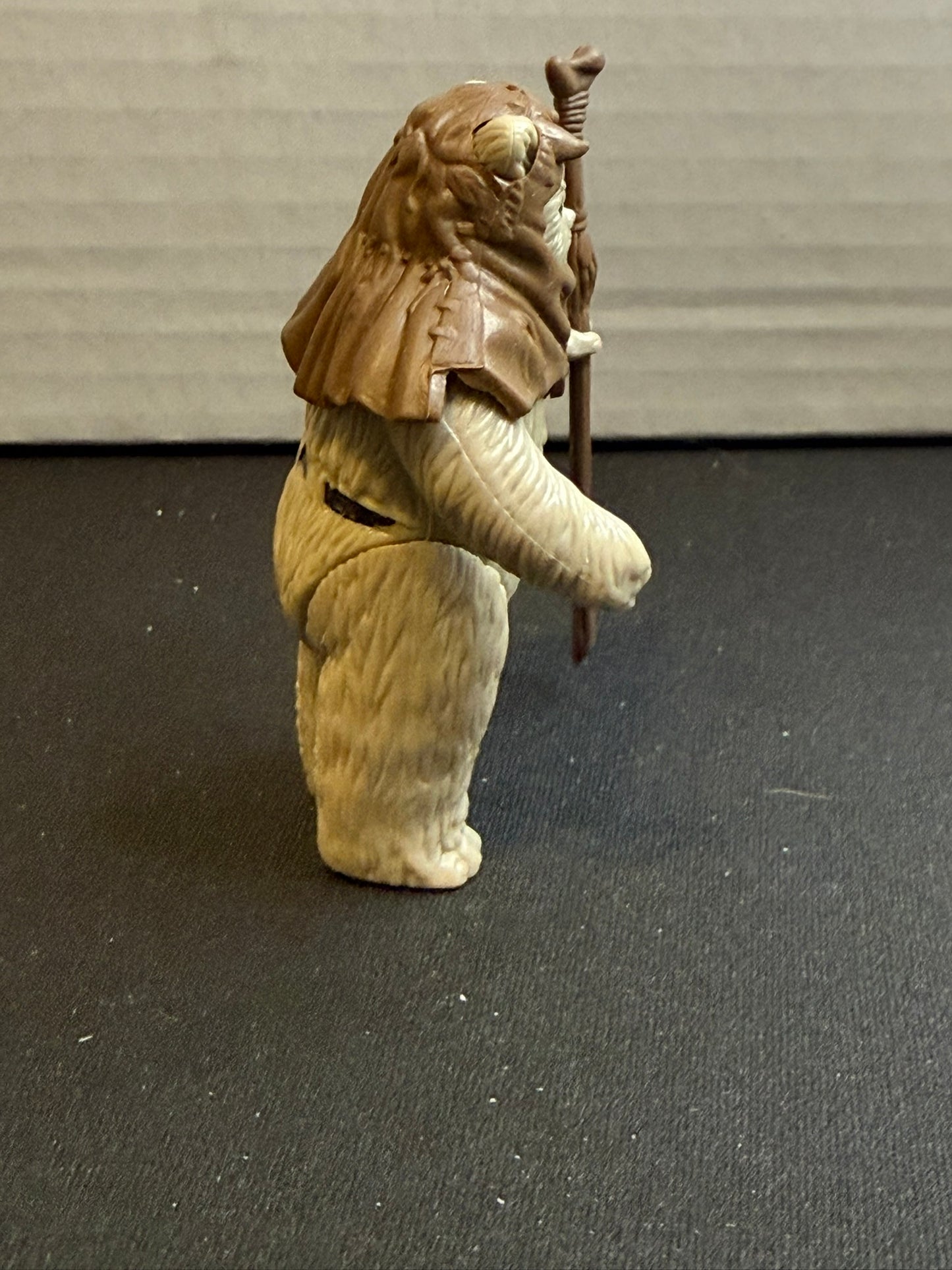 Vintage 1983 Kenner Star Wars Chief Chirpa Complete w/ Hood & Staff – Excellent Condition sports trading card product image