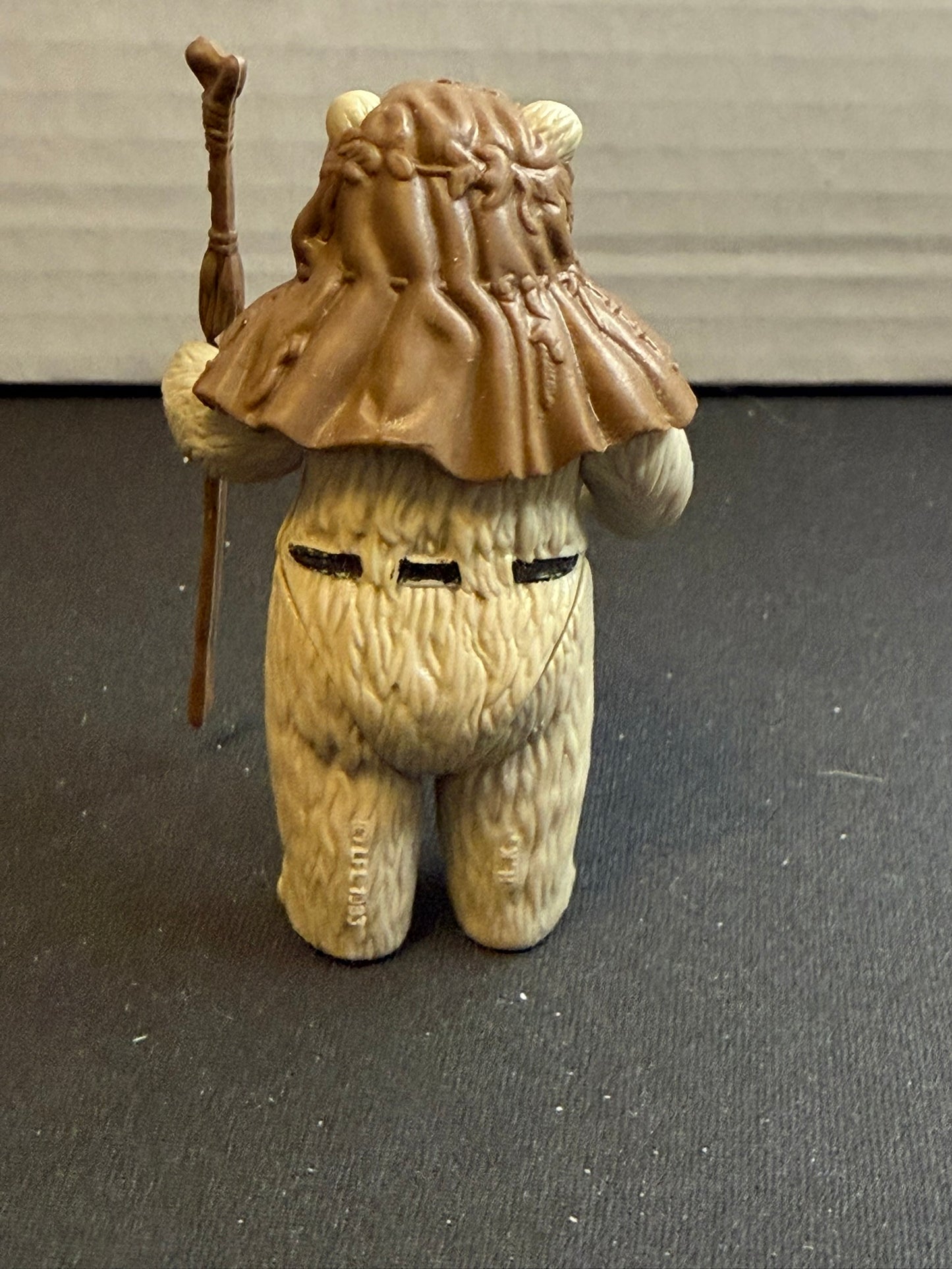 Vintage 1983 Kenner Star Wars Chief Chirpa Complete w/ Hood & Staff – Excellent Condition sports trading card product image