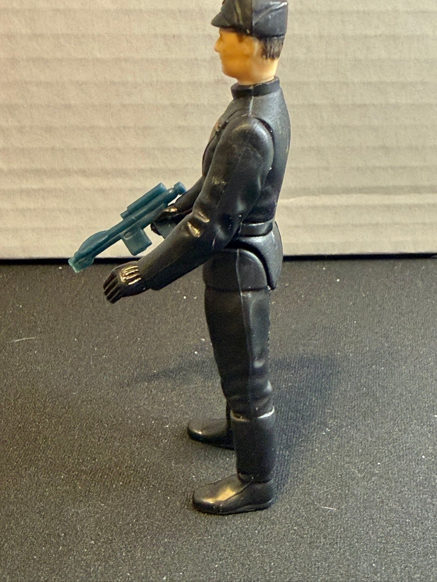 Vintage 1983 Kenner Star Wars Imperial Commander Complete w/ Blaster – Excellent Condition sports trading card product image