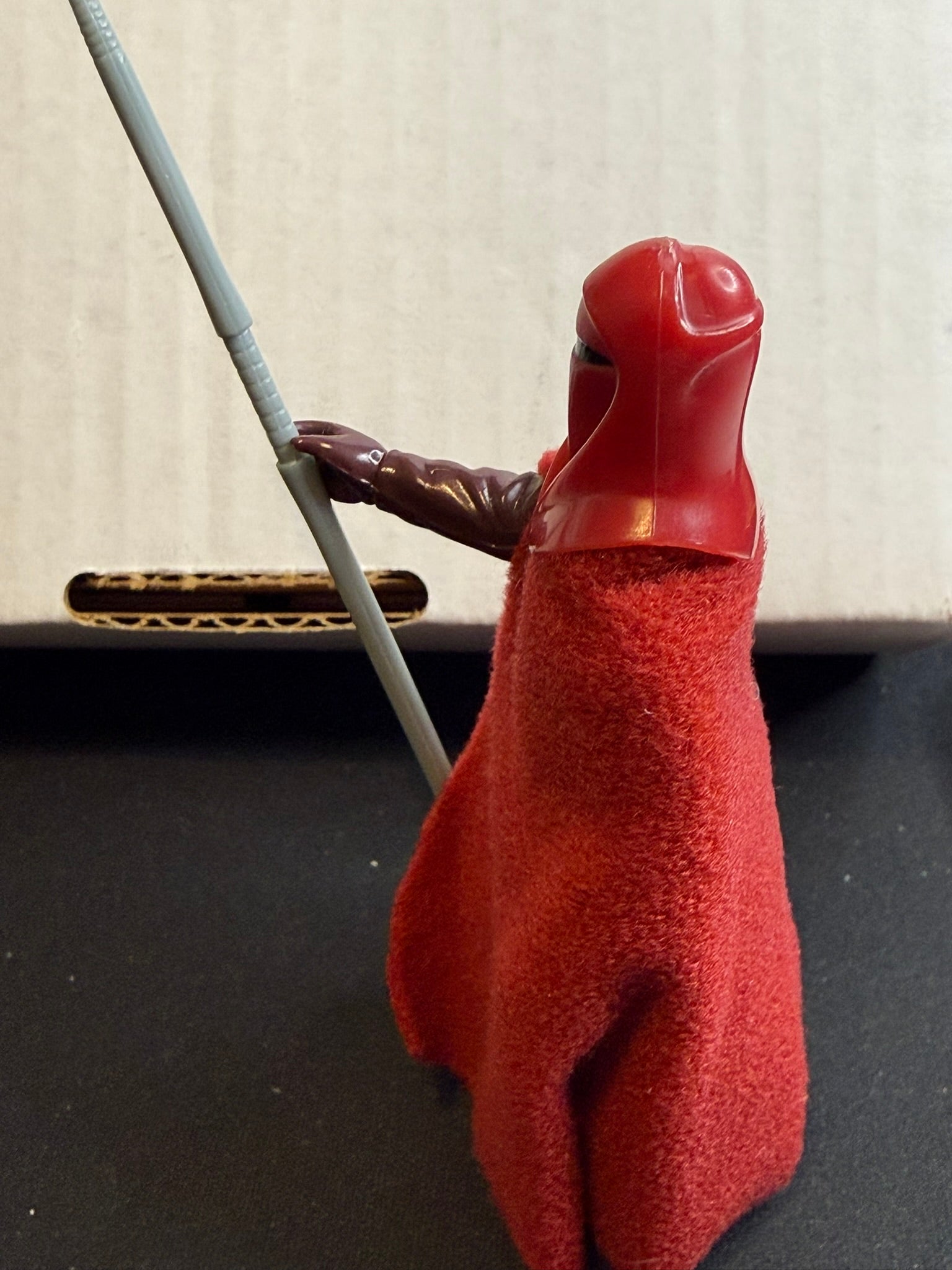 Vintage 1983 Kenner Star Wars Emperor’s Royal Guard Complete w/ Cloak & Pike – Excellent Condition - New England Consignment and Collectables