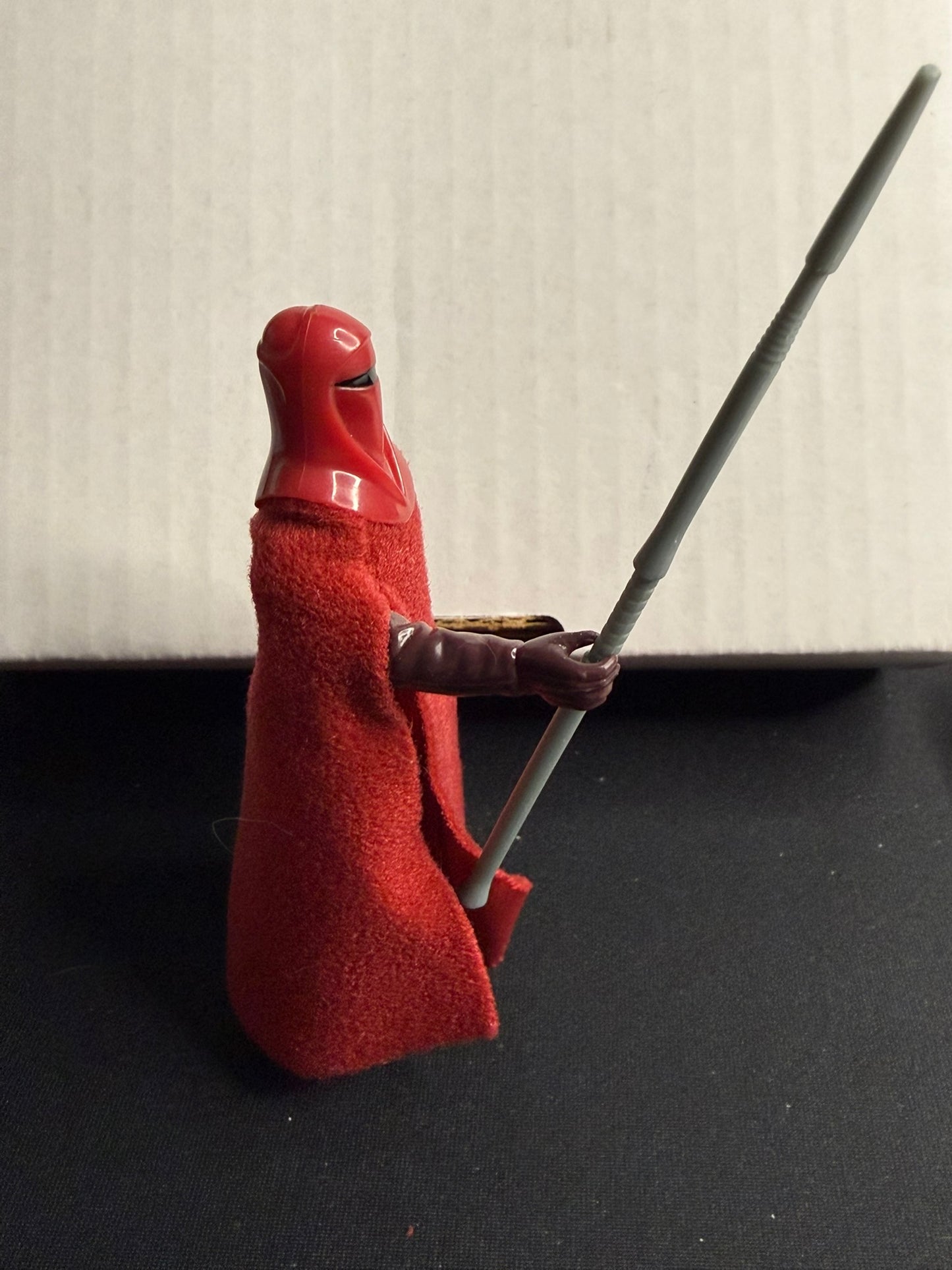 Vintage 1983 Kenner Star Wars Emperor’s Royal Guard Complete w/ Cloak & Pike – Excellent Condition - New England Consignment and Collectables
