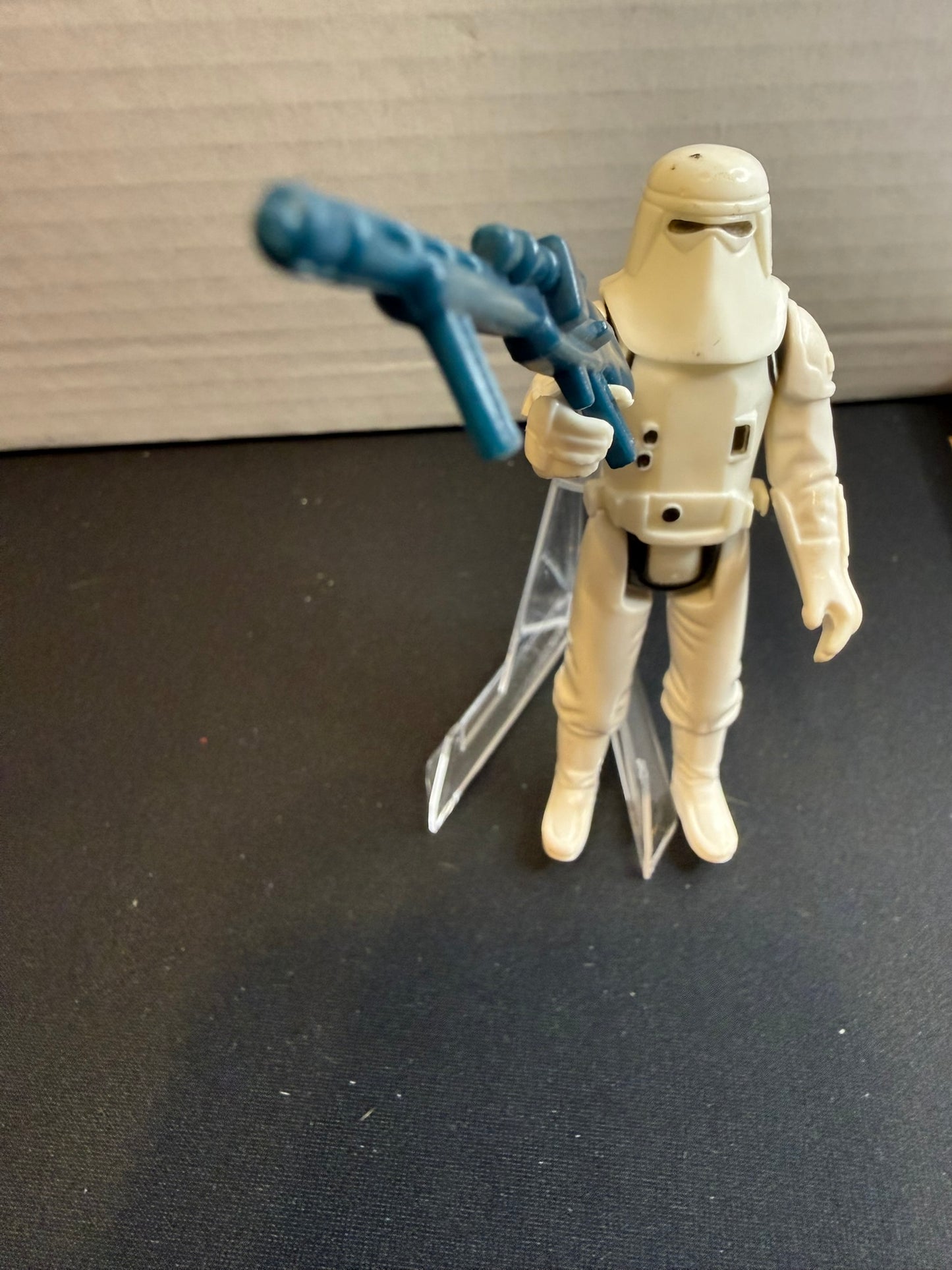 Vintage 1980 Kenner Star Wars Snowtrooper Complete w/ Blaster & Backpack – Missing Skirt – Excellent Condition - New England Consignment and Collectables