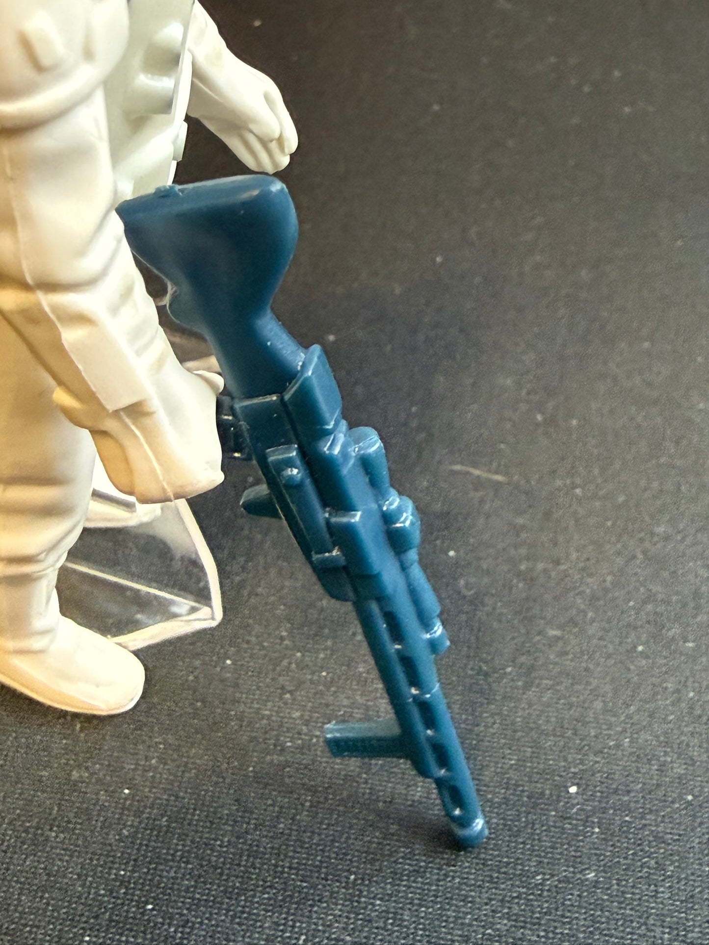Vintage 1980 Kenner Star Wars Snowtrooper Complete w/ Blaster & Backpack – Missing Skirt – Excellent Condition - New England Consignment and Collectables