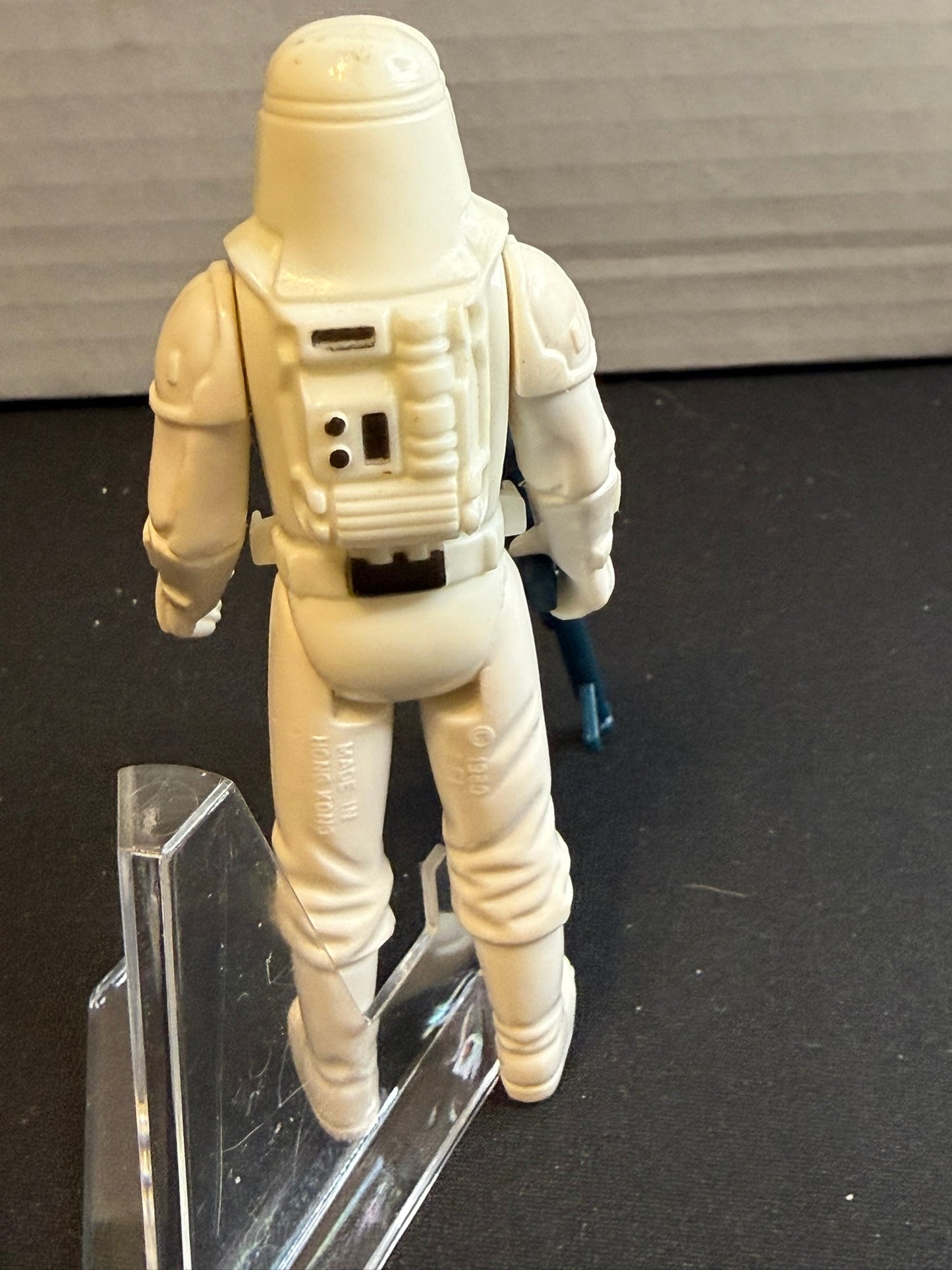 Vintage 1980 Kenner Star Wars Snowtrooper Complete w/ Blaster & Backpack – Missing Skirt – Excellent Condition - New England Consignment and Collectables