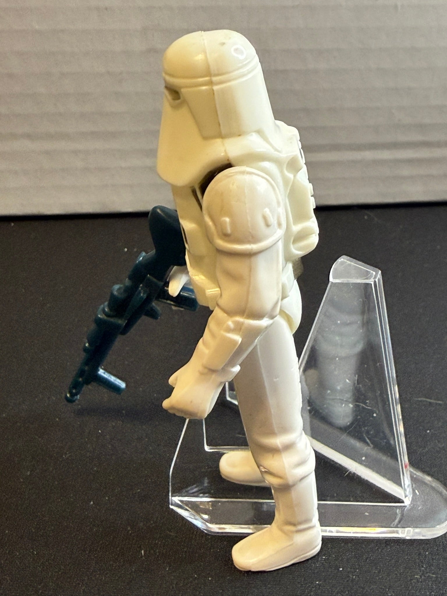 Vintage 1980 Kenner Star Wars Snowtrooper Complete w/ Blaster & Backpack – Missing Skirt – Excellent Condition - New England Consignment and Collectables