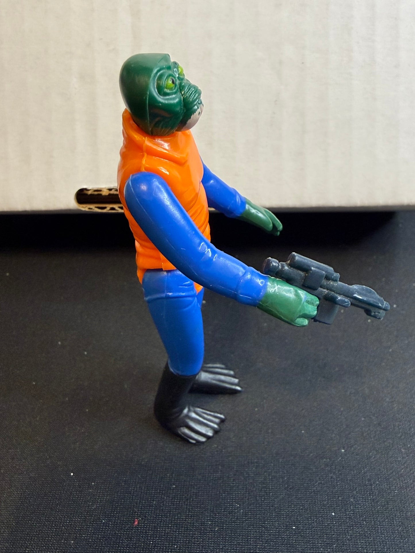 Vintage 1978 Kenner Star Wars Walrus Man (Ponda Baba) Complete w/ Blaster – Excellent Condition - New England Consignment and Collectables